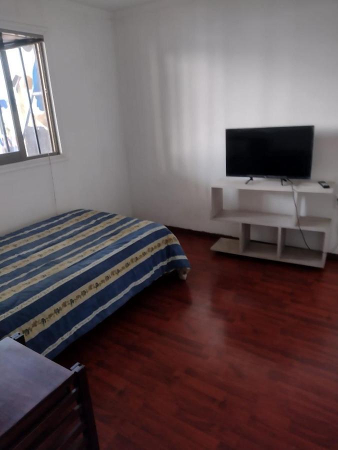 Hostal Ines 호텔 산티아고 외부 사진