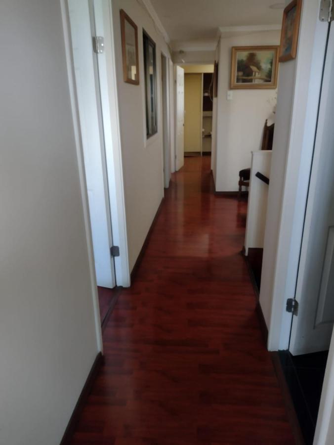 Hostal Ines 호텔 산티아고 외부 사진